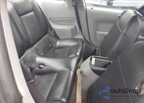 2005 Ford Mustang V6 Deluxe/V6 Premium z USA, uszkodzony, nr VIN 1ZVFT80N755128416